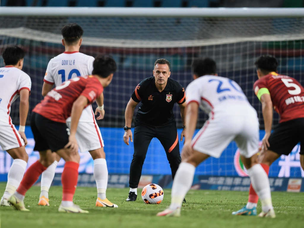 中面临挑战 中面临挑战