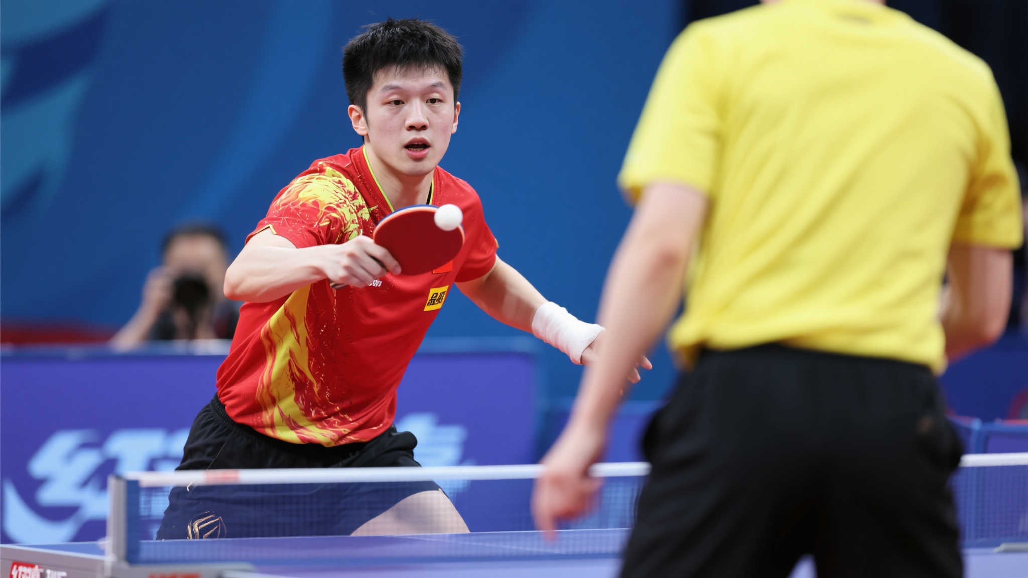 共同回顾着 共同回顾着